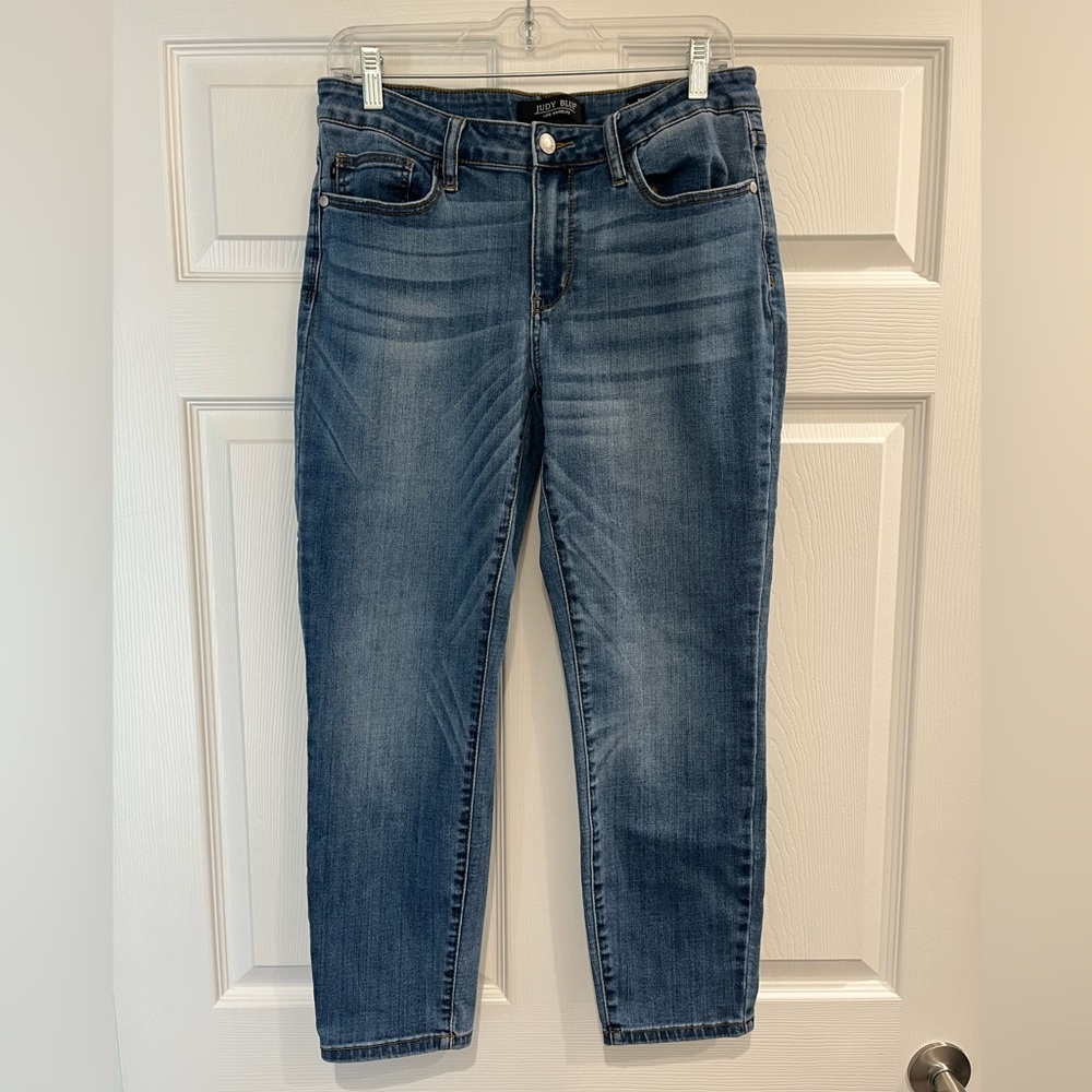 Judy Blue Size 31 Relaxed Fit Jeans No Distressing